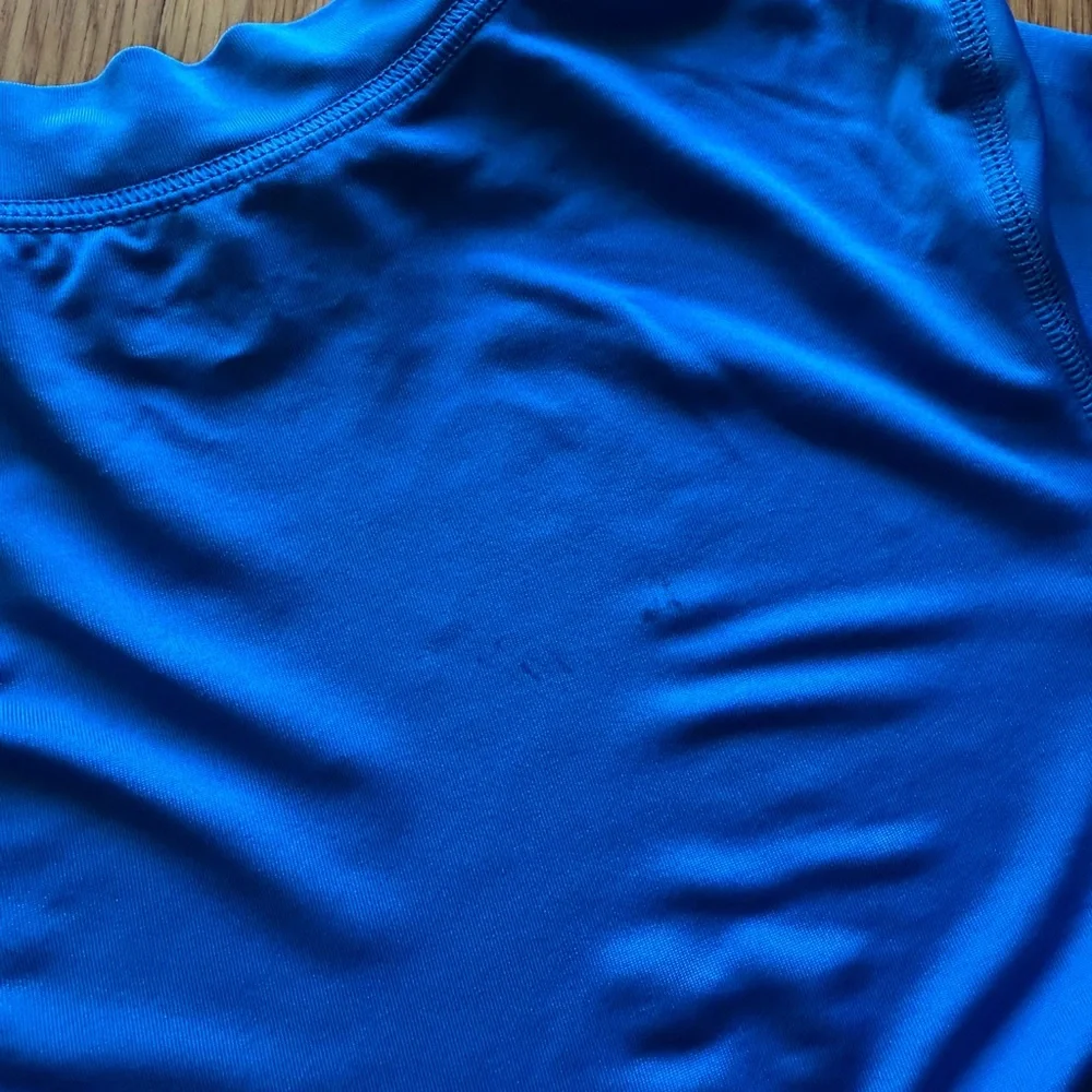 🦈 Cat & Jack Royal Blue Shark Rash Guard Swim Top S (6/7)